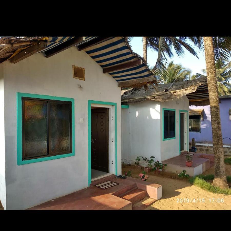 Prafulla Homestay Kárvár Kültér fotó